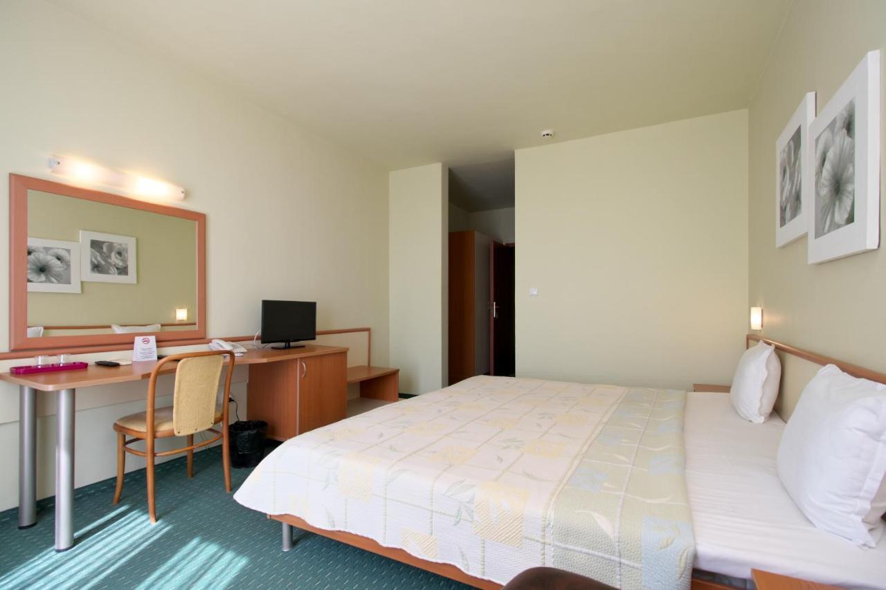 Benvita Hotel 골든샌드 외부 사진