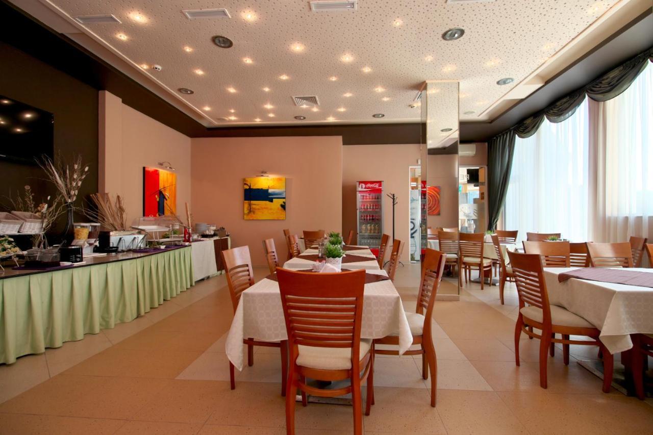 Benvita Hotel 골든샌드 외부 사진